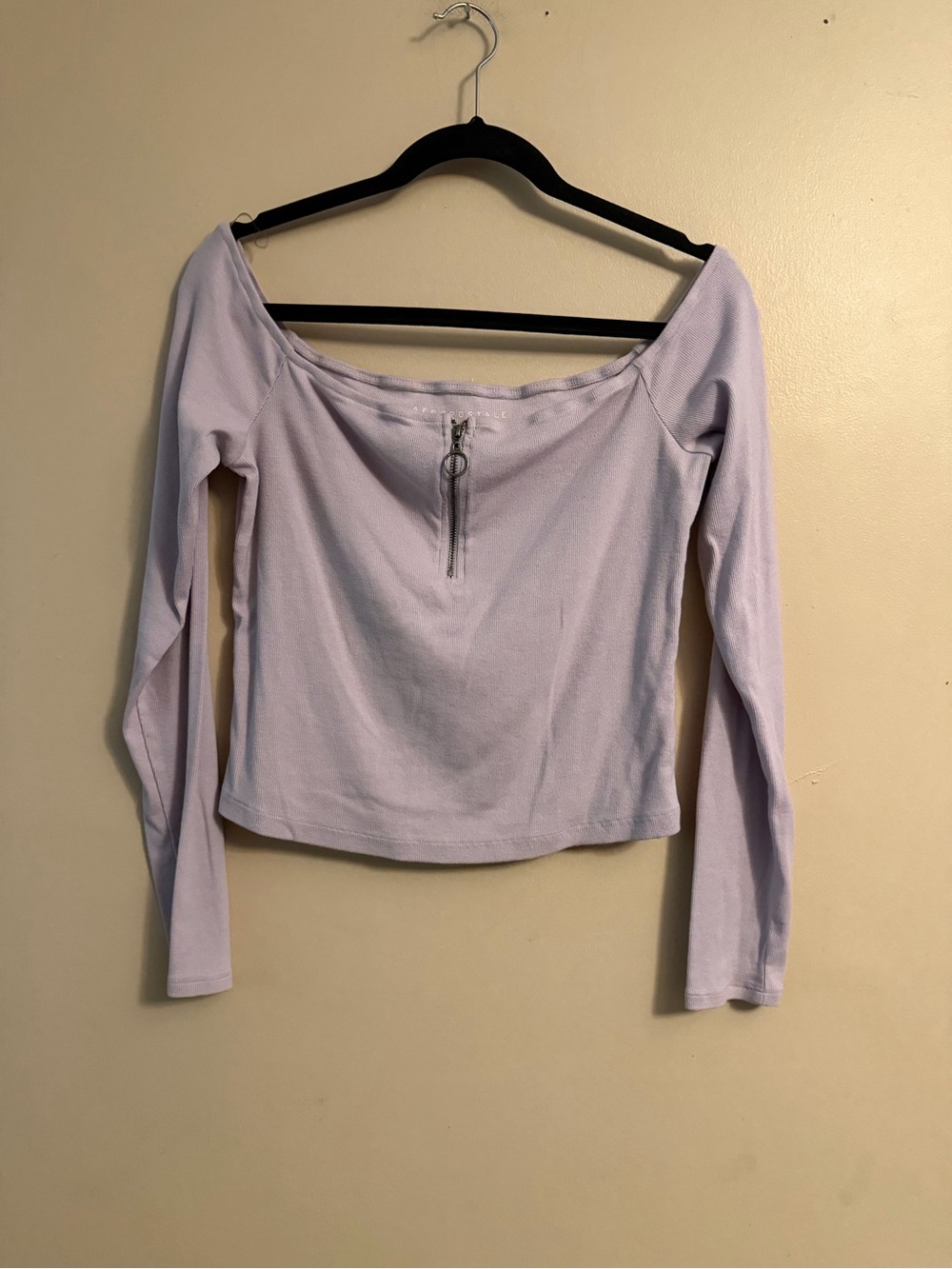 Aeropostale Lavender Off-Shoulder Long Sleeve Top with Front Zip